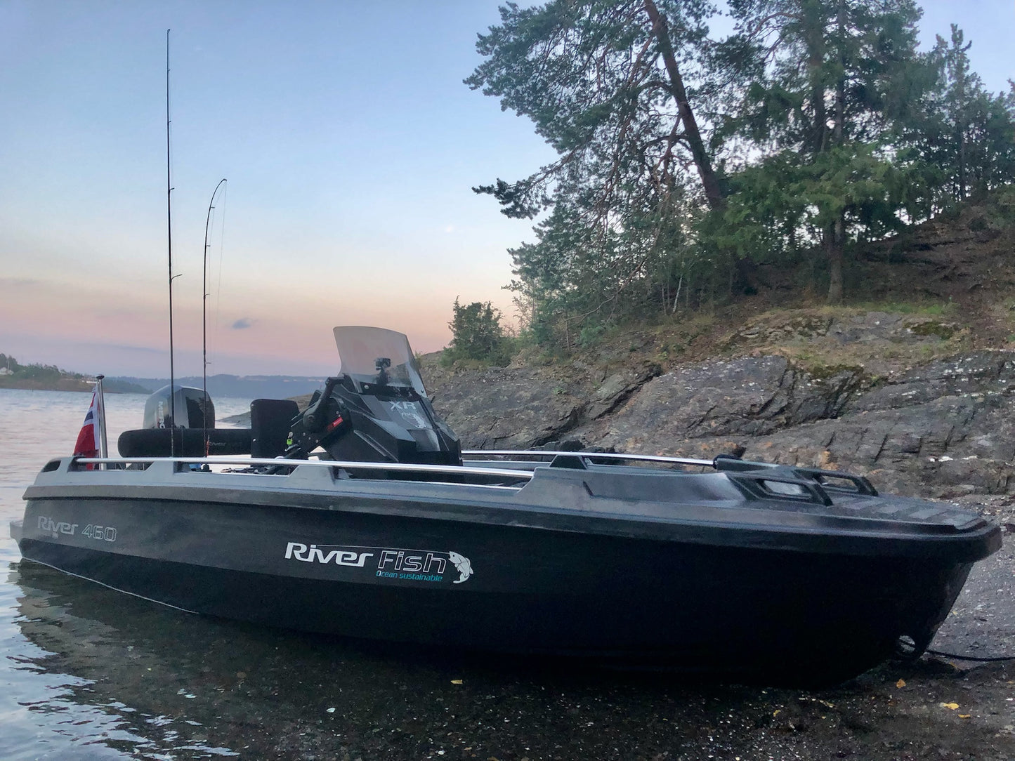 A unique Oslofjord Island fishing adventure | River 460 with  Mercury EFI upto 4 adults